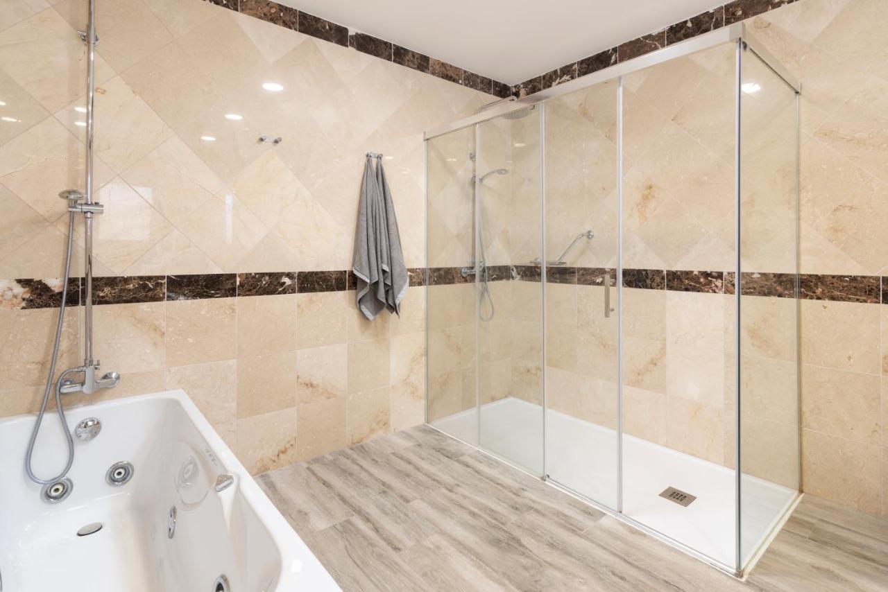 Luxury Villa Maria With Private Heated Pool Free Car Rental In May And June アデヘ エクステリア 写真